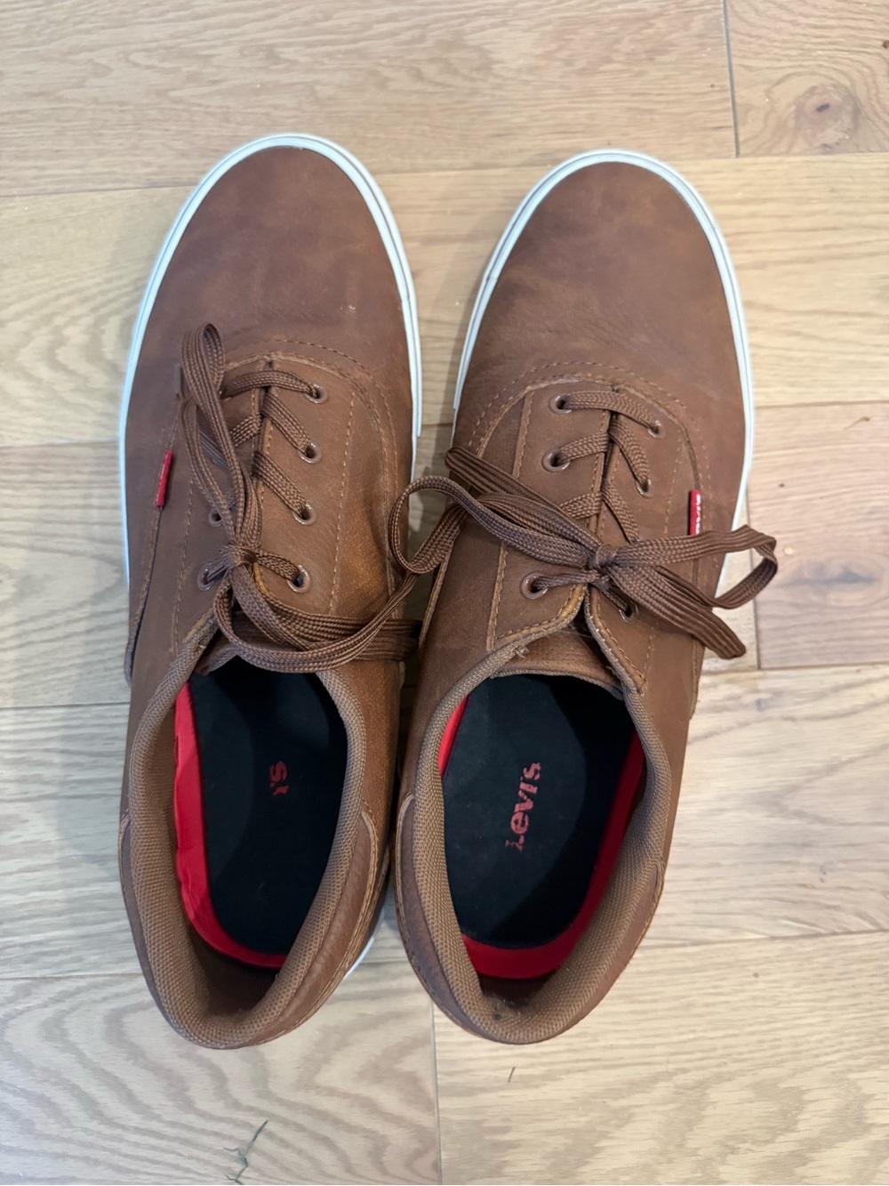 Levi’s Men’s Brown Leather-Look Lace-Up Sneakers – Size 13